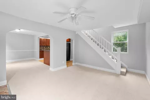 Living - 616 Montpelier St, Baltimore, MD 21218 photo 2 of 4