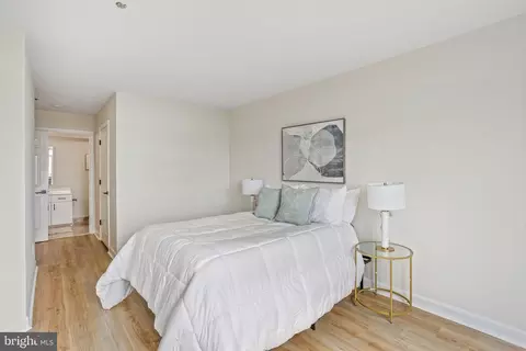 Bedroom - 100 Harborview Dr #904, Baltimore, MD 21230 photo 3 of 6