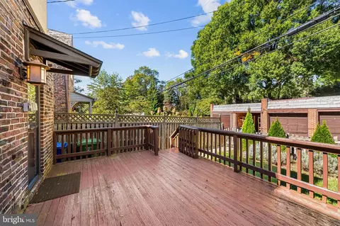 Exterior - 738 E Lake Ave, Baltimore, MD 21212 photo 3 of 6