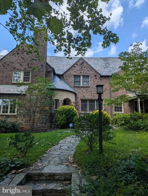 738 E Lake Ave, Baltimore, MD 21212
