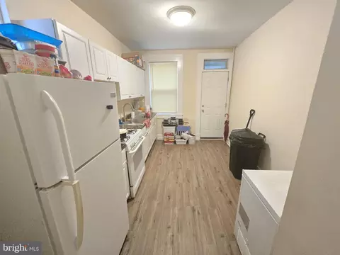 Entry Way - 708 Belgian Ave, Baltimore, MD 21218 photo 1 of 1