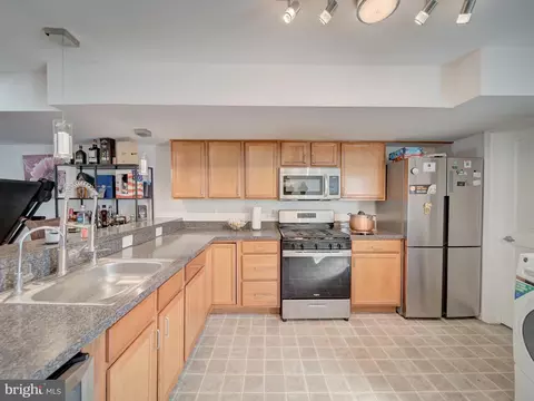 Kitchen - 3549 6th St, Baltimore, MD 21225 photo 3 of 4
