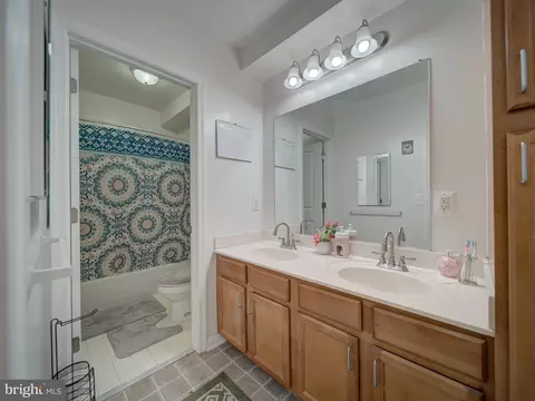 Bath - 3549 6th St, Baltimore, MD 21225 photo 2 of 3
