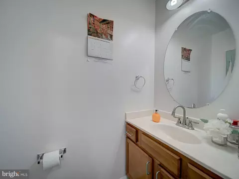 Bath - 3549 6th St, Baltimore, MD 21225 photo 1 of 3
