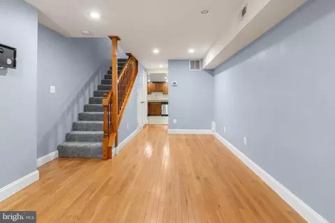 Living - 916 Ryan St, Baltimore, MD 21223 photo 1 of 3