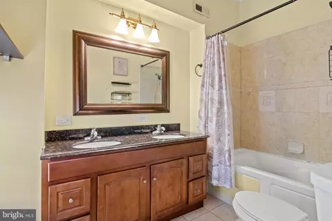 Bath - 916 Ryan St, Baltimore, MD 21223 photo 1 of 1