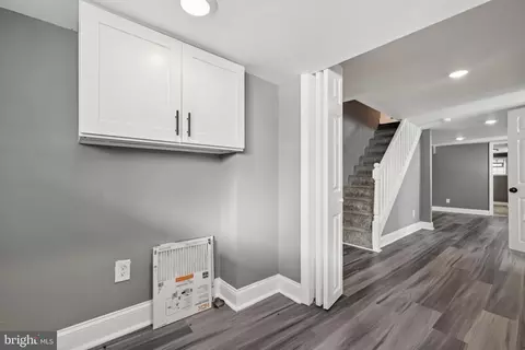 Entry Way - 4801 Alhambra Ave, Baltimore, MD 21212 photo 15 of 15