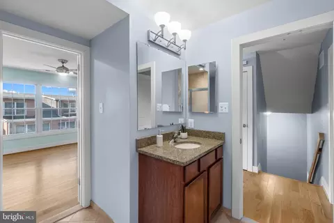 Entry Way - 4408 Evans Chapel Rd, Baltimore, MD 21211 photo 2 of 4