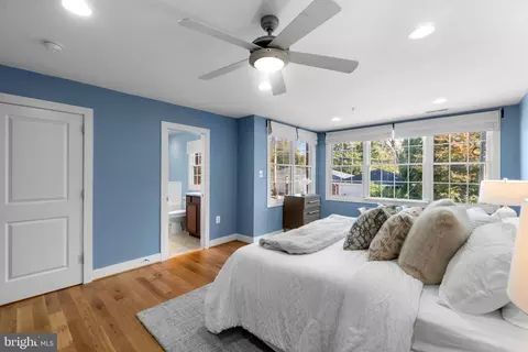 Bedroom - 4408 Evans Chapel Rd, Baltimore, MD 21211 photo 2 of 7