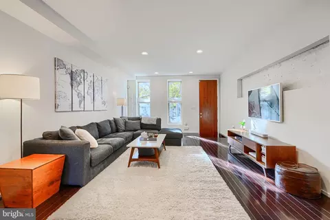 225 Collington Ave S, Baltimore, MD 21231
