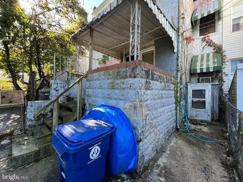 Exterior - 4008 Eierman Ave, Baltimore, MD 21206 photo 5 of 6
