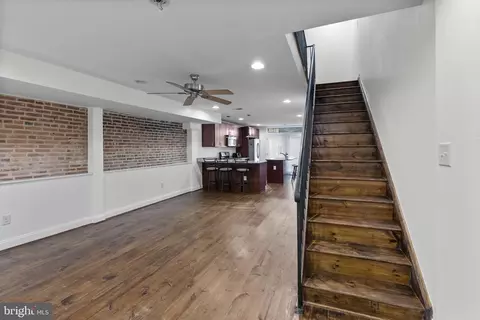 402 E Fort Ave, Baltimore, MD 21230 photo 6