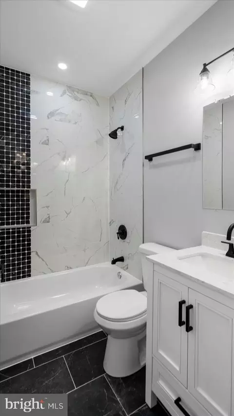 Bath - 753 E 36th St, Baltimore, MD 21218 photo 1 of 3