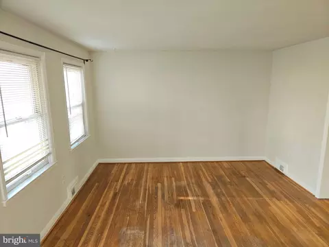 Living - 1645 Gleneagle Rd, Baltimore, MD 21239 photo 1 of 2