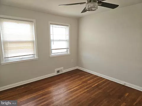Bedroom - 1645 Gleneagle Rd, Baltimore, MD 21239 photo 1 of 1