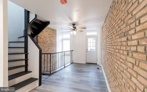 Entry Way - 645 Dover St, Baltimore, MD 21230 photo 6 of 9