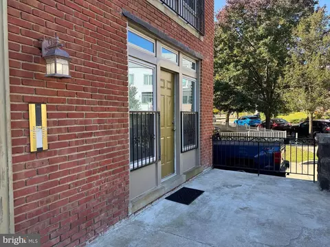 901 Chauncey Ave, Baltimore, MD 21217 photo 3