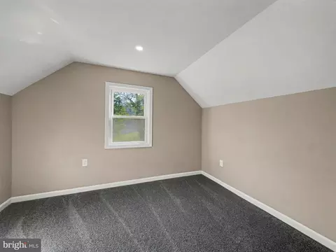 Bedroom - 4917 Gilray Dr, Baltimore, MD 21214 photo 2 of 3