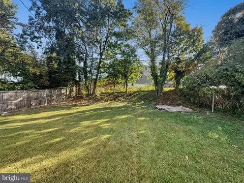 Exterior - 4917 Gilray Dr, Baltimore, MD 21214 photo 4 of 4