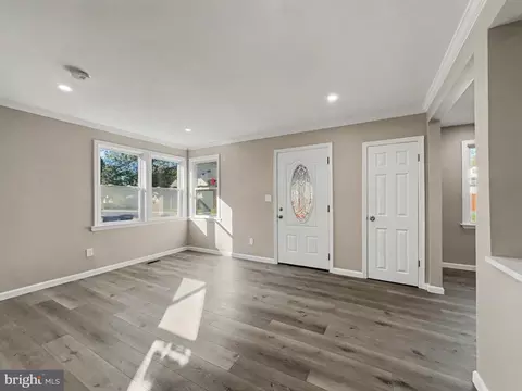 Living - 4917 Gilray Dr, Baltimore, MD 21214 photo 2 of 2
