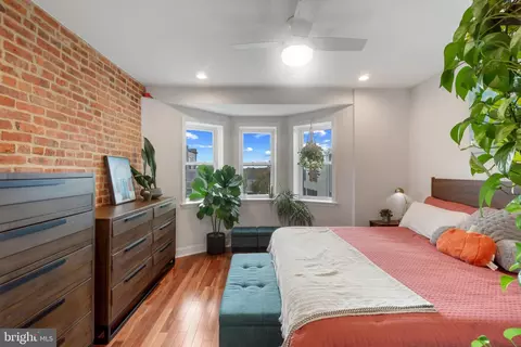 Bedroom - 4011 Hickory Ave, Baltimore, MD 21211 photo 1 of 3