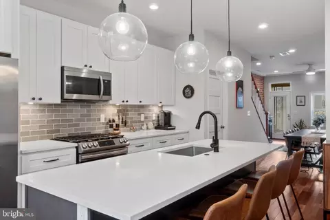 Kitchen - 4011 Hickory Ave, Baltimore, MD 21211 photo 2 of 3
