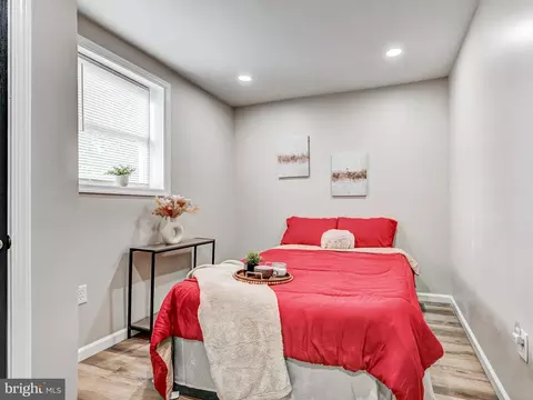 Bedroom - 5009 Walther Ave, Baltimore, MD 21214 photo 2 of 3