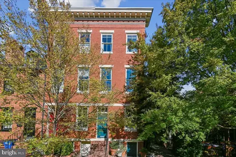 102 W Lee St W, Baltimore, MD 21201