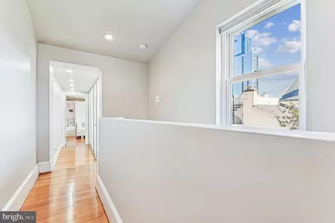Entry Way - 102 W Lee St W, Baltimore, MD 21201 photo 3 of 4
