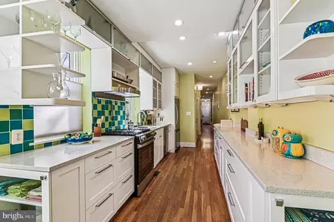 Kitchen - 102 W Lee St W, Baltimore, MD 21201 photo 2 of 3