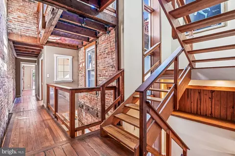 Entry Way - 1293 William St, Baltimore, MD 21230 photo 7 of 11