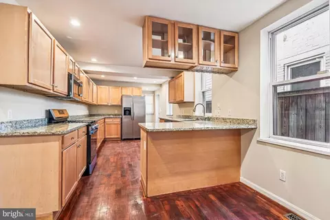 Kitchen - 1293 William St, Baltimore, MD 21230 photo 1 of 4