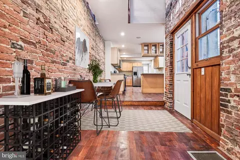 Entry Way - 1293 William St, Baltimore, MD 21230 photo 1 of 11