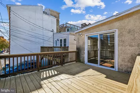 Exterior - 1293 William St, Baltimore, MD 21230 photo 6 of 15