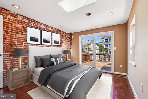 Bedroom - 1293 William St, Baltimore, MD 21230 photo 1 of 4