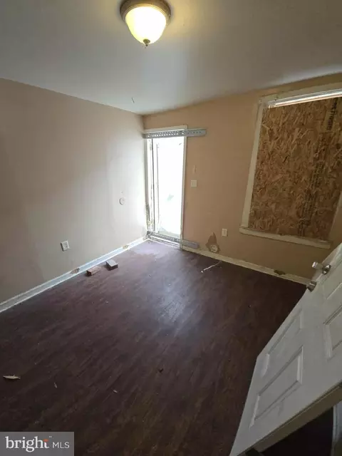2014 Etting St, Baltimore, MD 21217 photo 3