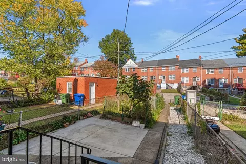 Exterior - 1420 Cedarcroft Rd, Baltimore, MD 21239 photo 2 of 4