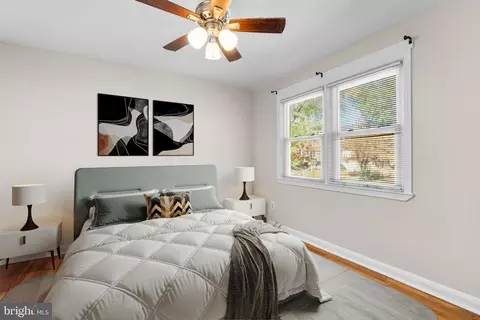 Bedroom - 1420 Cedarcroft Rd, Baltimore, MD 21239 photo 2 of 5