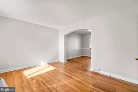 Living - 1420 Cedarcroft Rd, Baltimore, MD 21239 photo 2 of 3