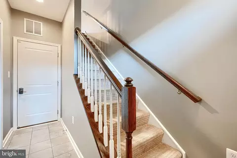 907 S Macon St, Baltimore, MD 21224 photo 3