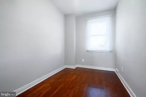 Bedroom - 48 Hillvale Rd, Baltimore, MD 21229 photo 1 of 1