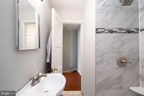 Bath - 48 Hillvale Rd, Baltimore, MD 21229 photo 2 of 2