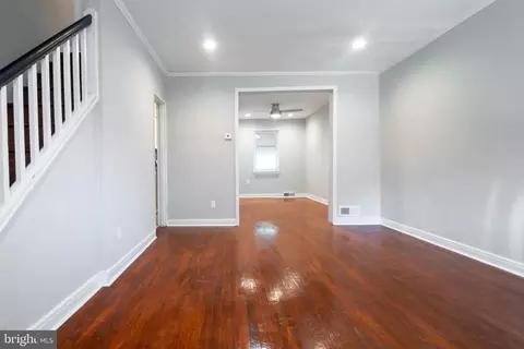 Living - 48 Hillvale Rd, Baltimore, MD 21229 photo 1 of 3