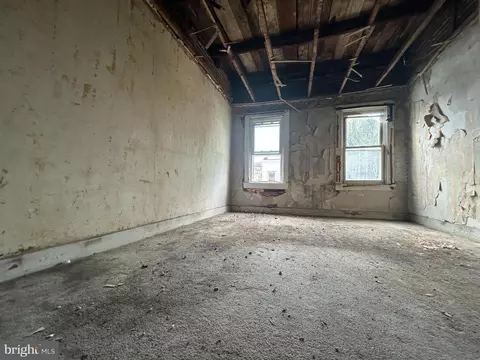 Bedroom - 3904 Mount Pleasant Ave, Baltimore, MD 21224 photo 1 of 2