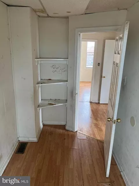 Entry Way - 3601 9th St, Baltimore, MD 21225 photo 1 of 8