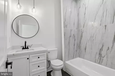 Bath - 1626 E Lafayette Ave, Baltimore, MD 21213 photo 2 of 2