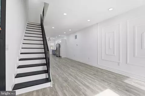 Entry Way - 1626 E Lafayette Ave, Baltimore, MD 21213 photo 3 of 6