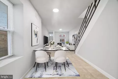 Entry Way - 626 N Decker Ave, Baltimore, MD 21205 photo 2 of 3