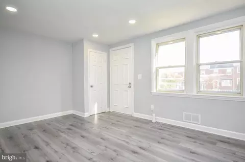 Living - 3917 Dudley Ave, Baltimore, MD 21213 photo 2 of 4