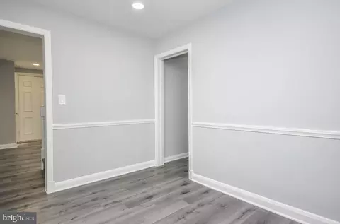 Entry Way - 3917 Dudley Ave, Baltimore, MD 21213 photo 2 of 3
